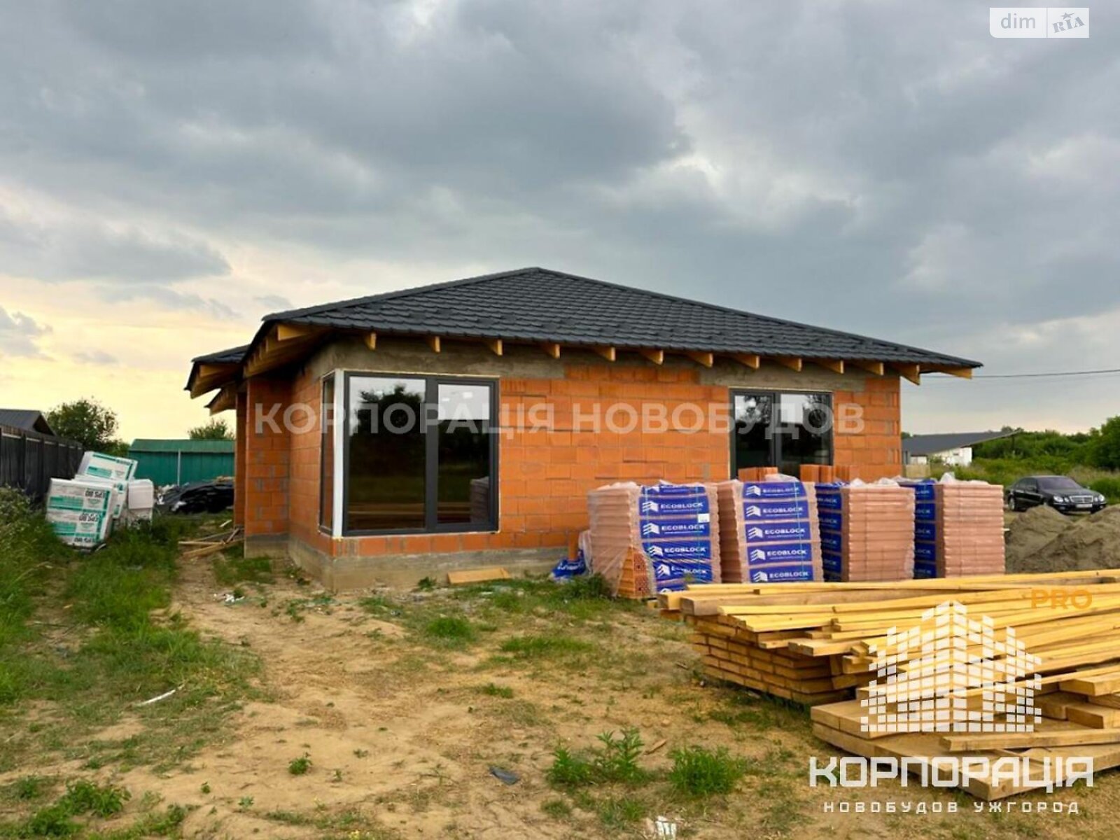 одноповерховий будинок, 115 кв. м, кирпич. Продаж в Ужгороді, район Садовий фото 1 одноповерховий будинок, 115 кв. м, кирпич. Продаж в Ужгороді, район Садовий фото 1