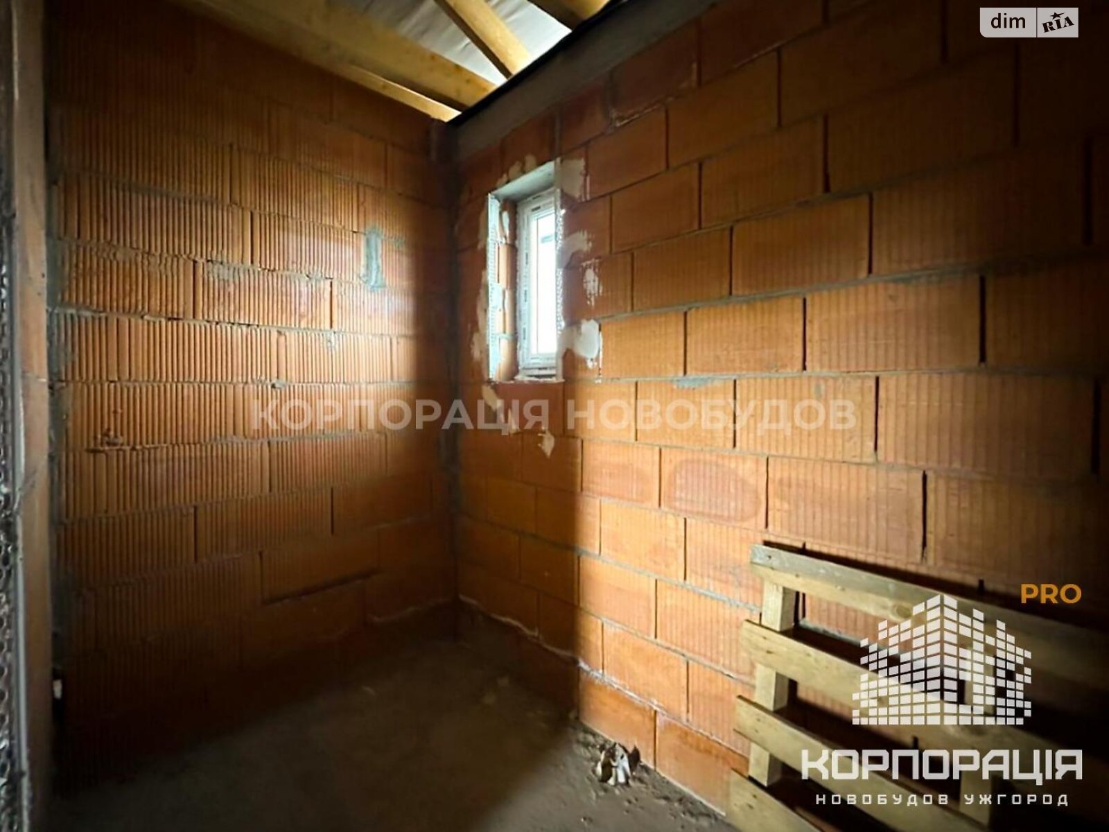 одноповерховий будинок, 115 кв. м, кирпич. Продаж в Ужгороді, район Садовий фото 1 одноповерховий будинок, 115 кв. м, кирпич. Продаж в Ужгороді, район Садовий фото 1