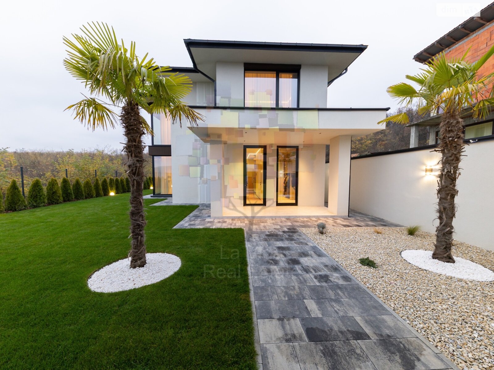 двухэтажный дом, 210 кв. м, кирпич. Продажа в Ужгороде район Шахта фото 1 двухэтажный дом, 210 кв. м, кирпич. Продажа в Ужгороде район Шахта фото 1