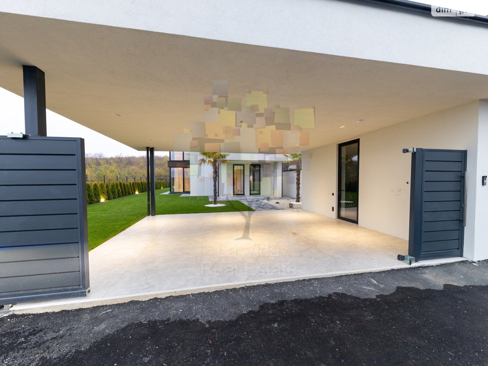 двухэтажный дом, 210 кв. м, кирпич. Продажа в Ужгороде район Шахта фото 1 двухэтажный дом, 210 кв. м, кирпич. Продажа в Ужгороде район Шахта фото 1