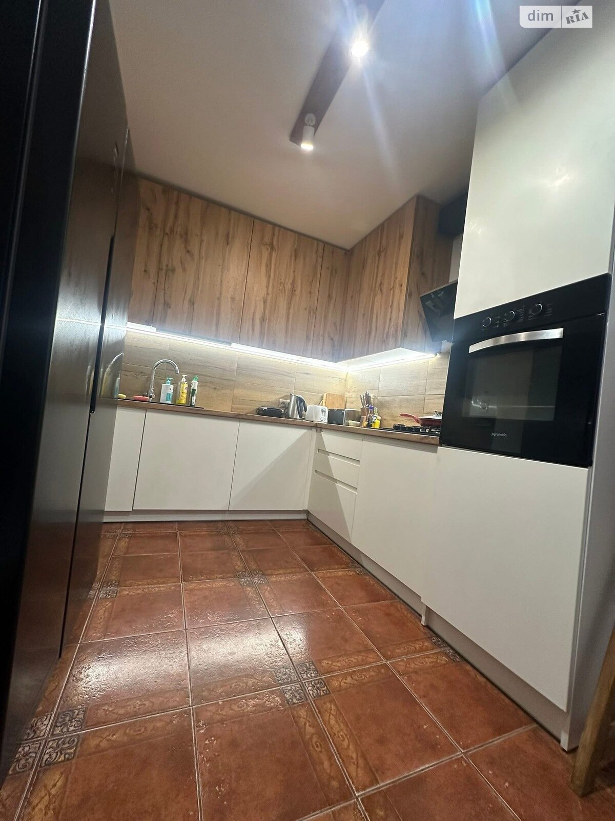 одноэтажный дом с верандой, 207 кв. м, кирпич. Продажа в Ужгороде район Шахта фото 1 одноэтажный дом с верандой, 207 кв. м, кирпич. Продажа в Ужгороде район Шахта фото 1