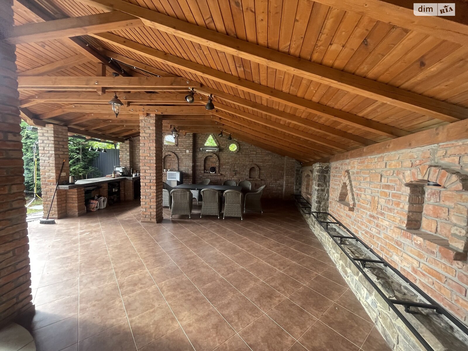 двухэтажный дом с верандой, 295 кв. м, кирпич. Продажа в Ужгороде район Шахта фото 1 двухэтажный дом с верандой, 295 кв. м, кирпич. Продажа в Ужгороде район Шахта фото 1