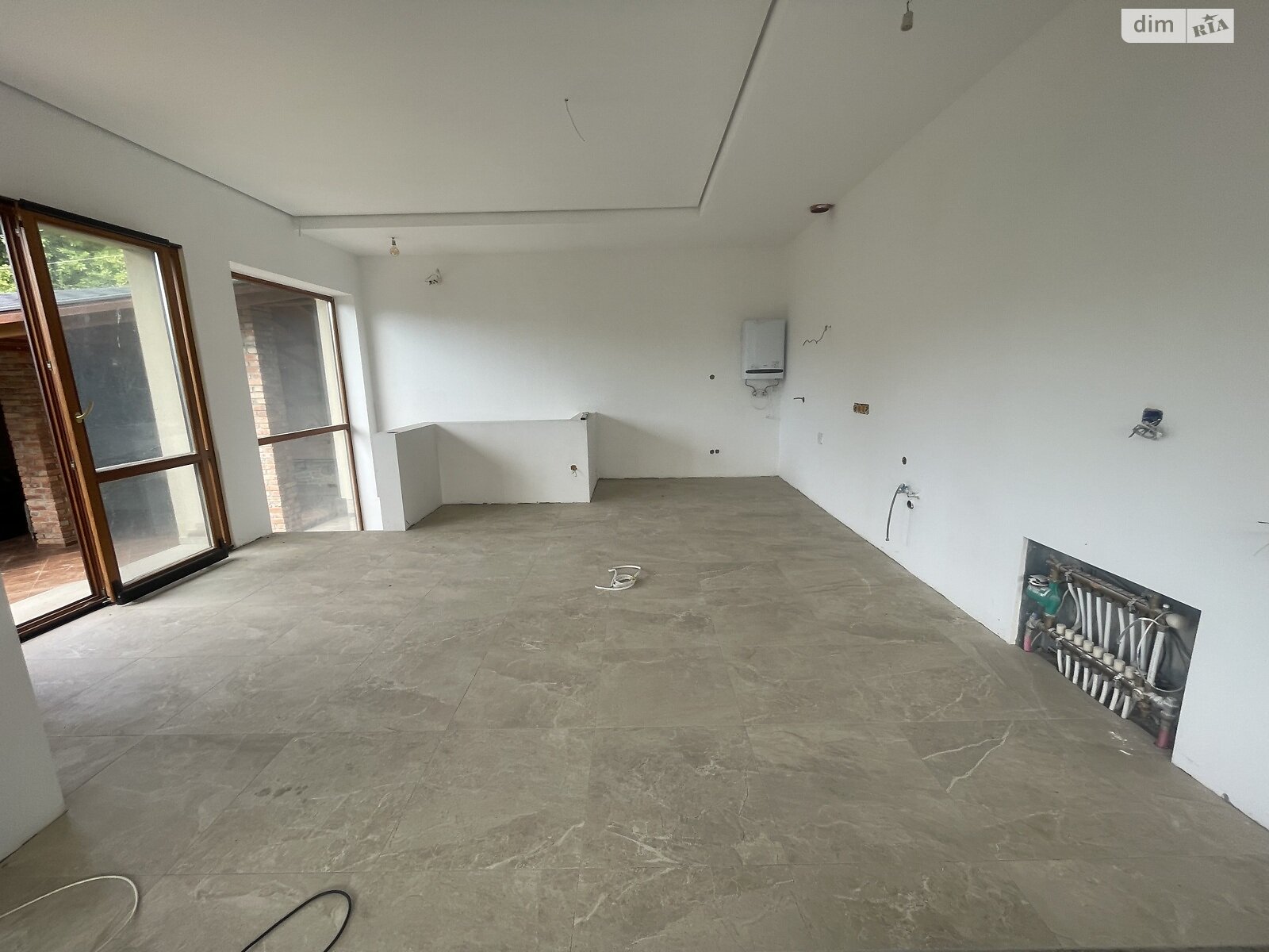 двухэтажный дом с верандой, 295 кв. м, кирпич. Продажа в Ужгороде район Шахта фото 1 двухэтажный дом с верандой, 295 кв. м, кирпич. Продажа в Ужгороде район Шахта фото 1