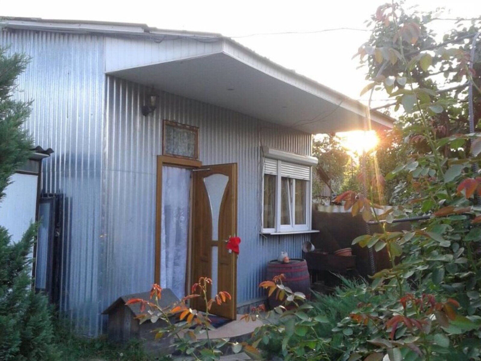 одноэтажный дом с ремонтом, 70 кв. м, кирпич. Продажа в Ужгороде район Шахта фото 1