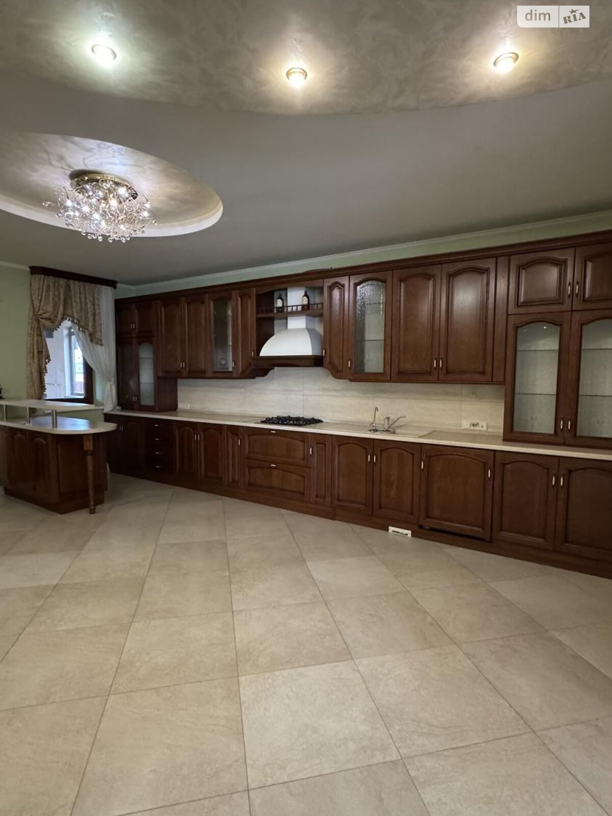 двоповерховий будинок з верандою, 298 кв. м, кирпич. Продаж у Ужгороді фото 1