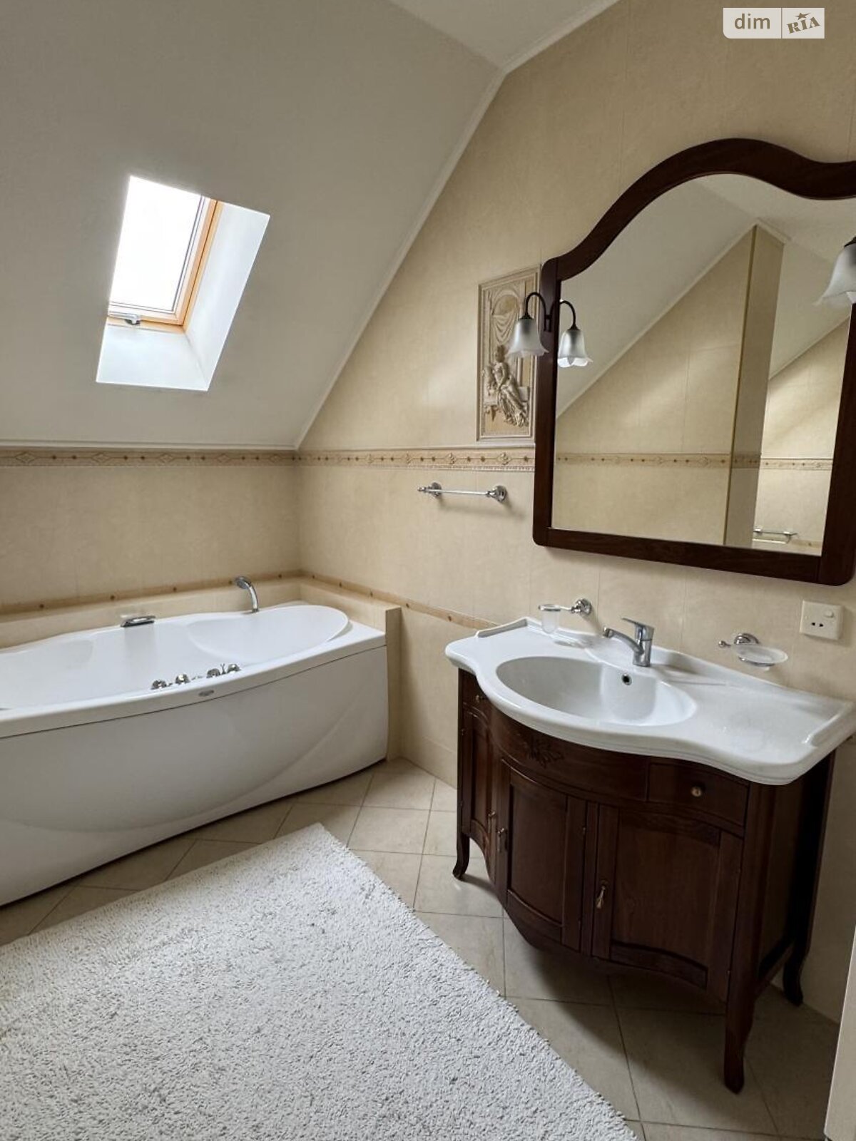 двоповерховий будинок з верандою, 298 кв. м, кирпич. Продаж у Ужгороді фото 1