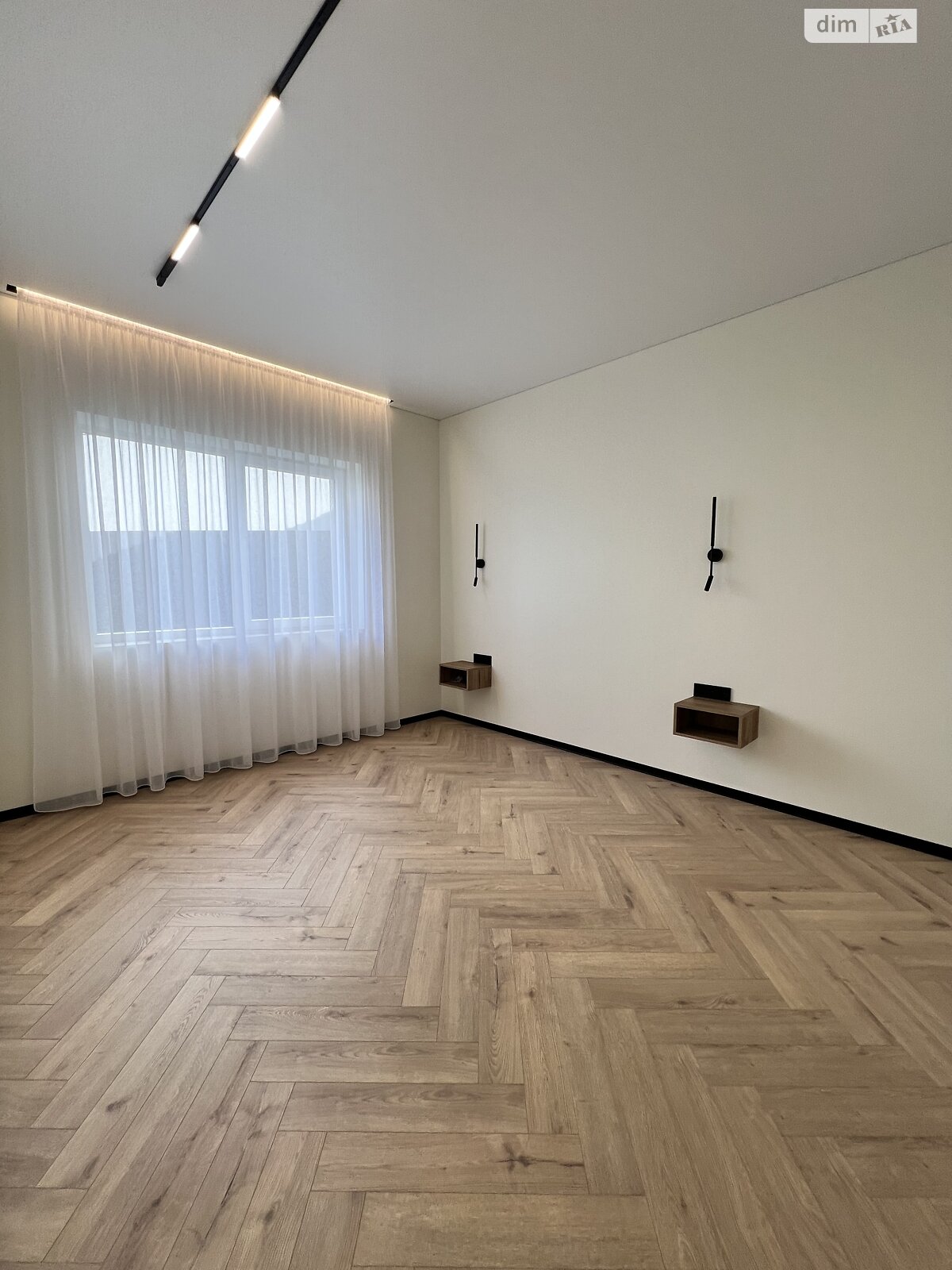 одноповерховий будинок, 135 кв. м, кирпич. Продаж у Ужгороді фото 1 одноповерховий будинок, 135 кв. м, кирпич. Продаж у Ужгороді фото 1