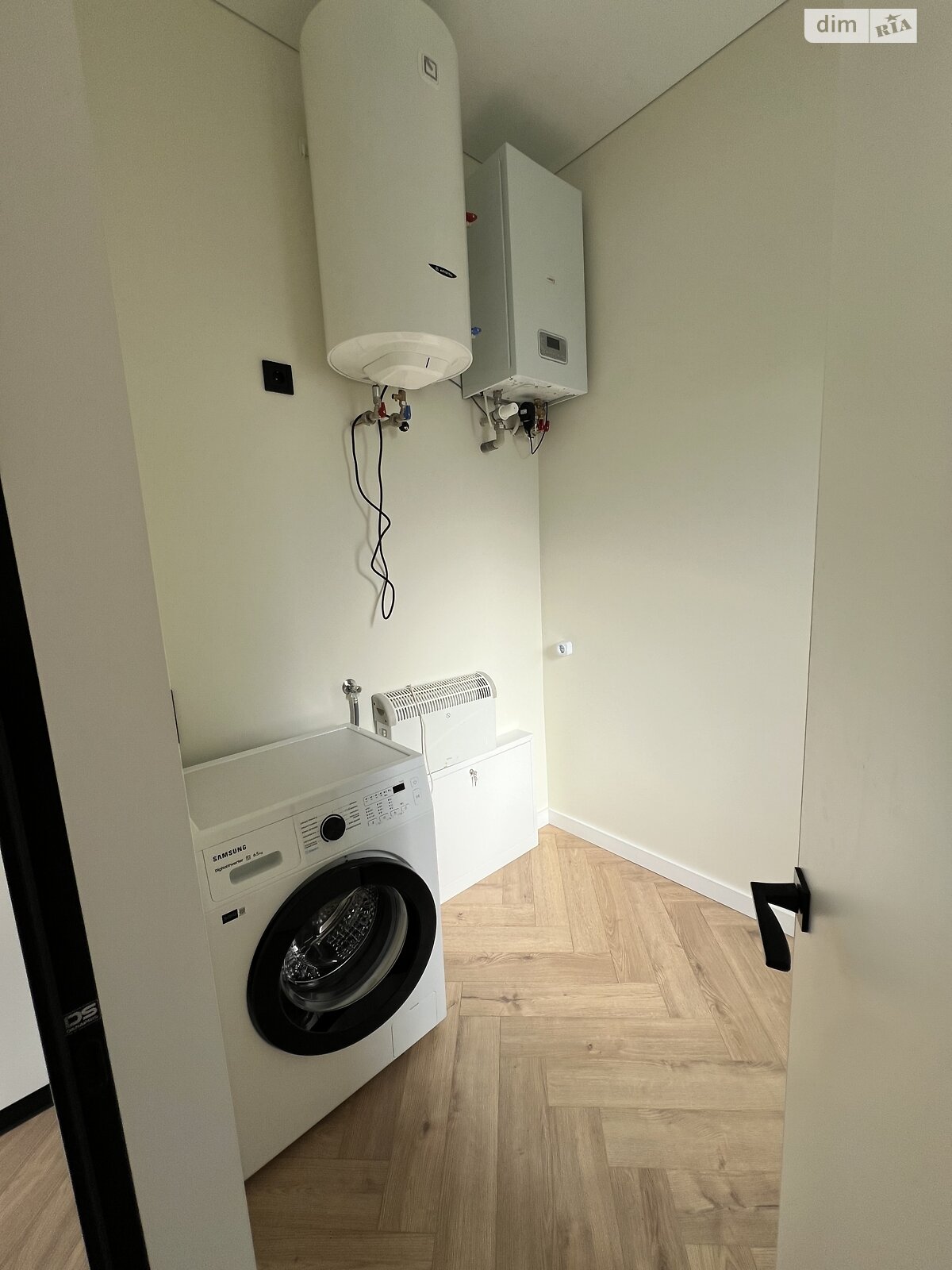 одноповерховий будинок, 135 кв. м, кирпич. Продаж у Ужгороді фото 1 одноповерховий будинок, 135 кв. м, кирпич. Продаж у Ужгороді фото 1