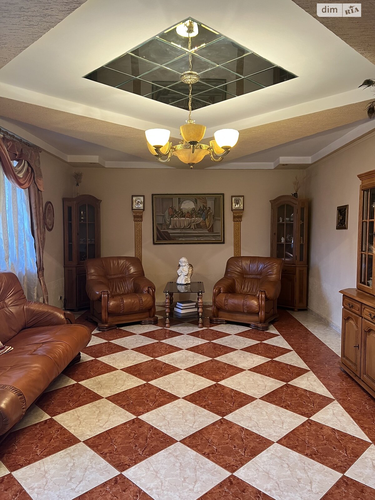 двоповерховий будинок з балконом, 213.5 кв. м, цегла. Продаж у Ужгороді фото 1 двоповерховий будинок з балконом, 213.5 кв. м, цегла. Продаж у Ужгороді фото 1