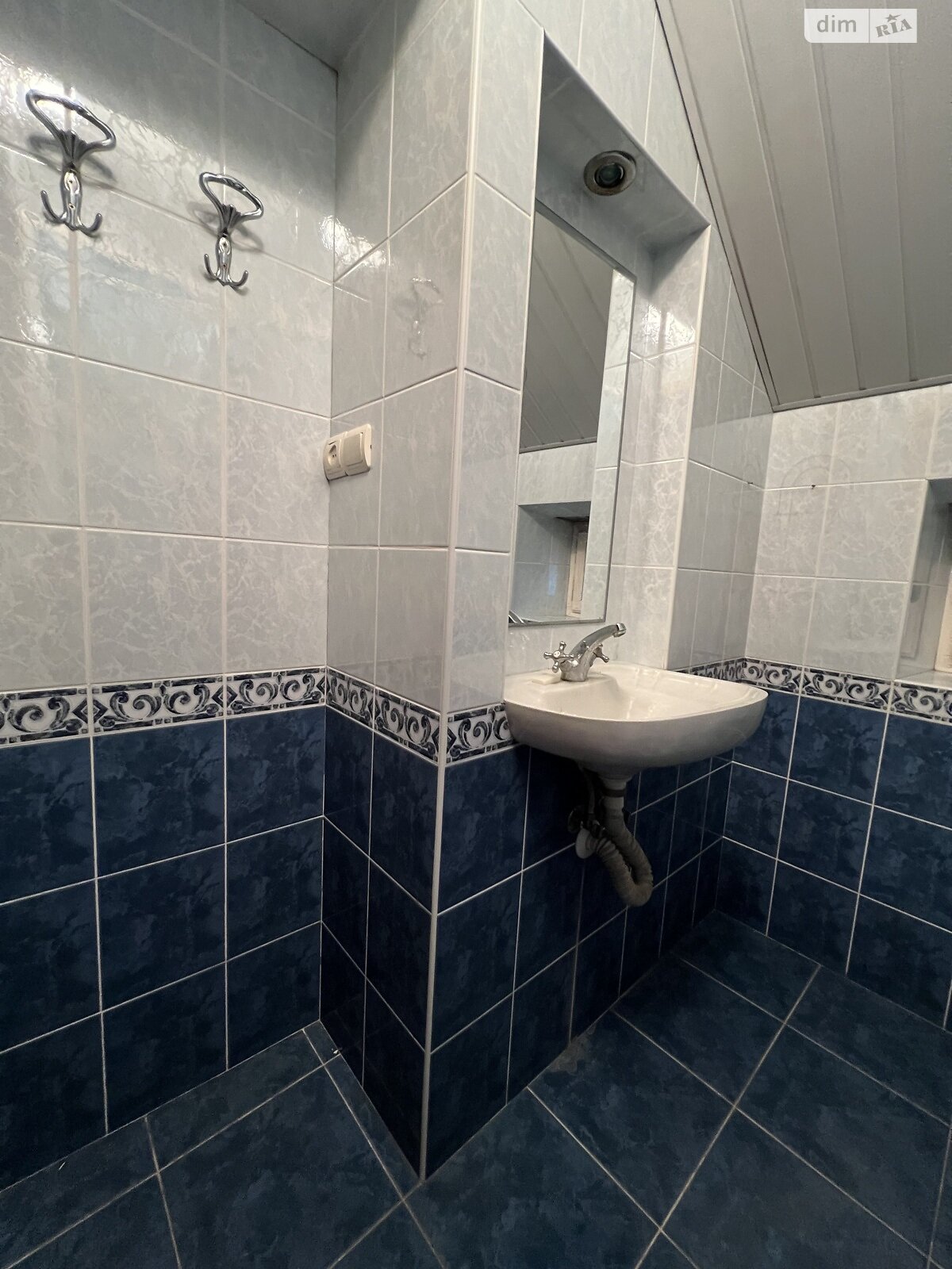 двоповерховий будинок з балконом, 213.5 кв. м, цегла. Продаж у Ужгороді фото 1 двоповерховий будинок з балконом, 213.5 кв. м, цегла. Продаж у Ужгороді фото 1