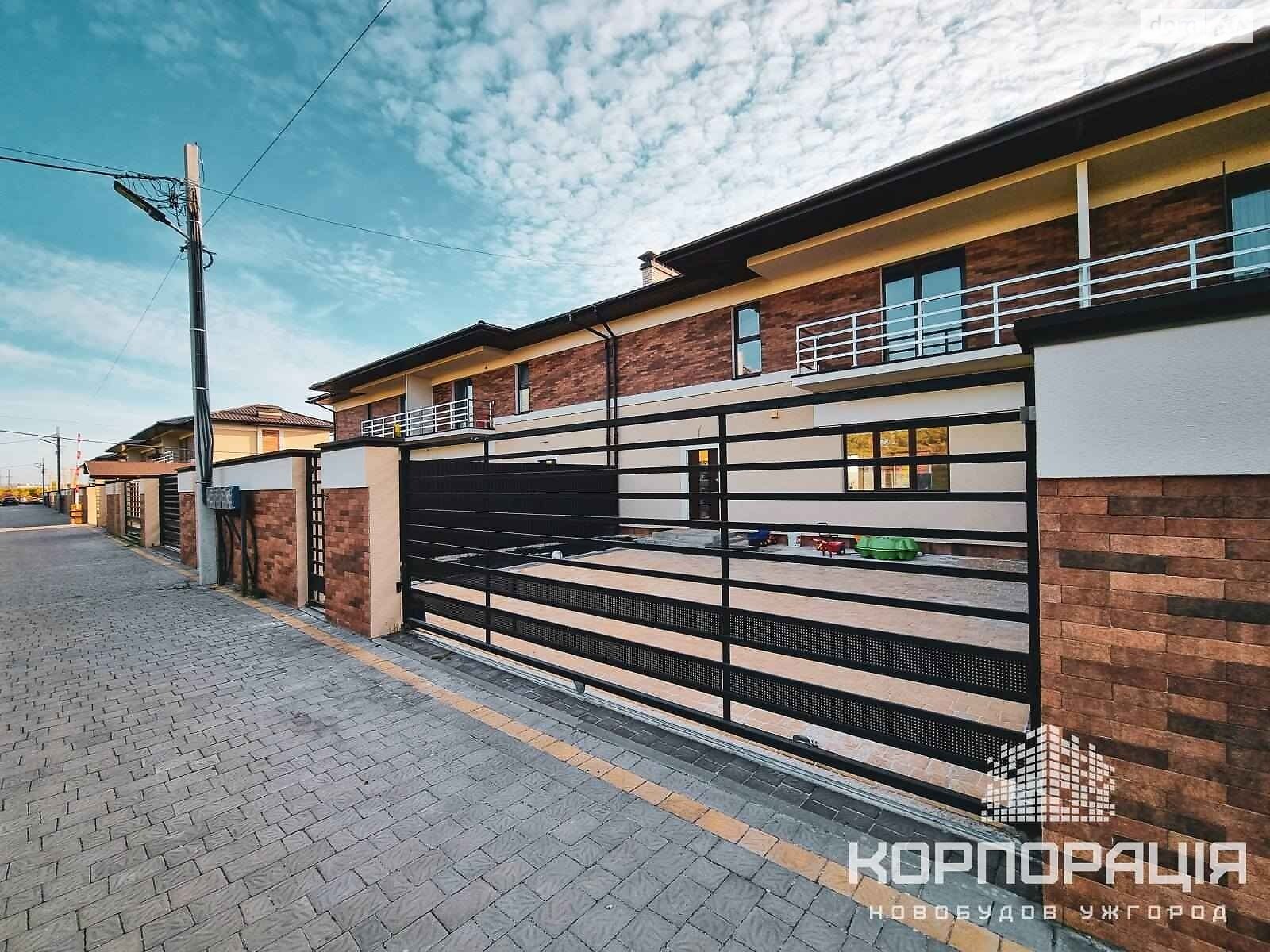 двухэтажный дом без мебели, 140 кв. м, кирпич. Продажа в Сторожнице фото 1