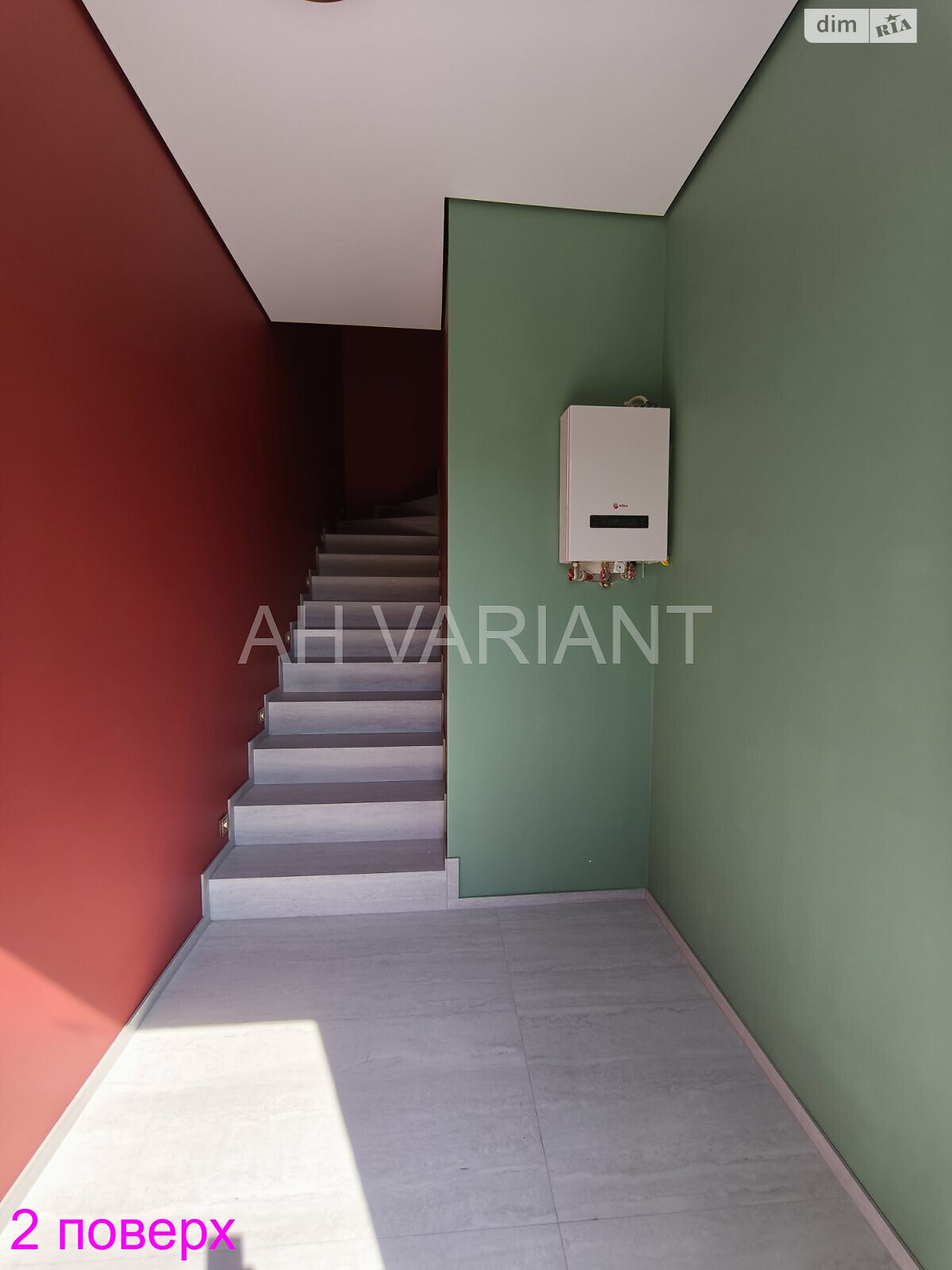 двоповерховий будинок з балконом, 120 кв. м, цегла. Продаж в Ужгороді, район Свепомоц фото 1