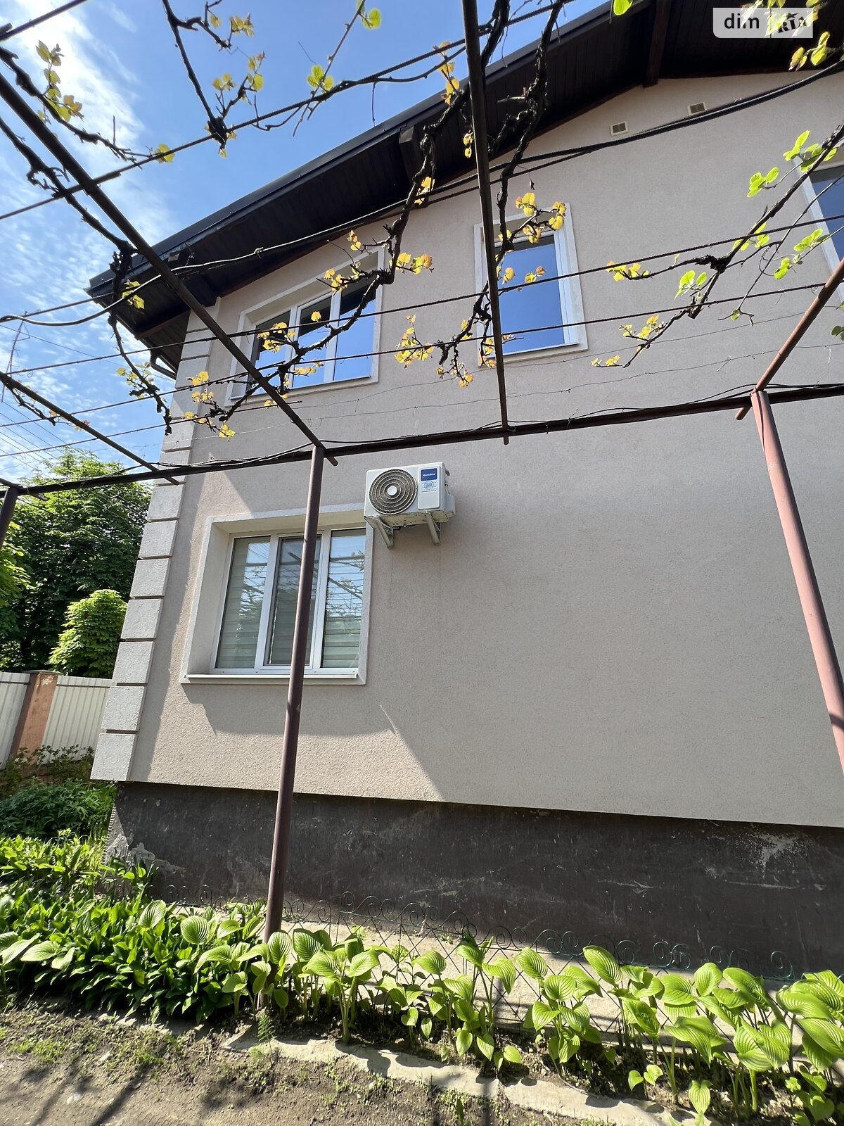 двоповерховий будинок з гаражем, 214 кв. м, цегла. Продаж в Ужгороді, район Свепомоц фото 1 двоповерховий будинок з гаражем, 214 кв. м, цегла. Продаж в Ужгороді, район Свепомоц фото 1
