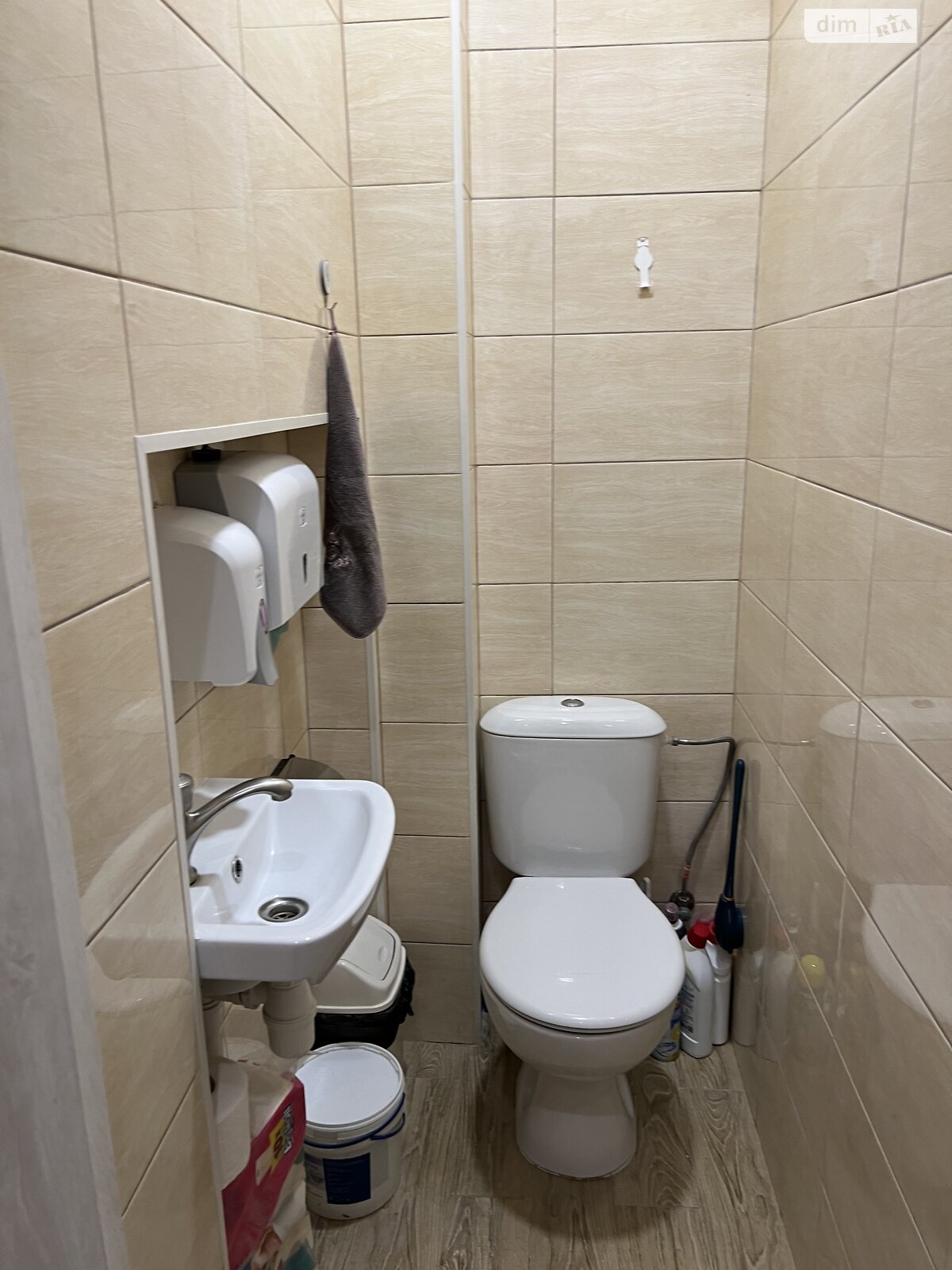 двоповерховий будинок з гаражем, 214 кв. м, цегла. Продаж в Ужгороді, район Свепомоц фото 1 двоповерховий будинок з гаражем, 214 кв. м, цегла. Продаж в Ужгороді, район Свепомоц фото 1