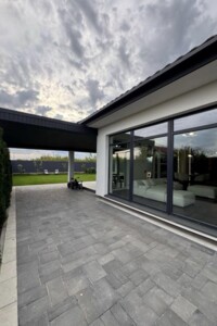 одноэтажный дом с верандой, 145 кв. м, кирпич. Продажа в Ужгороде район Свепомоц фото 2