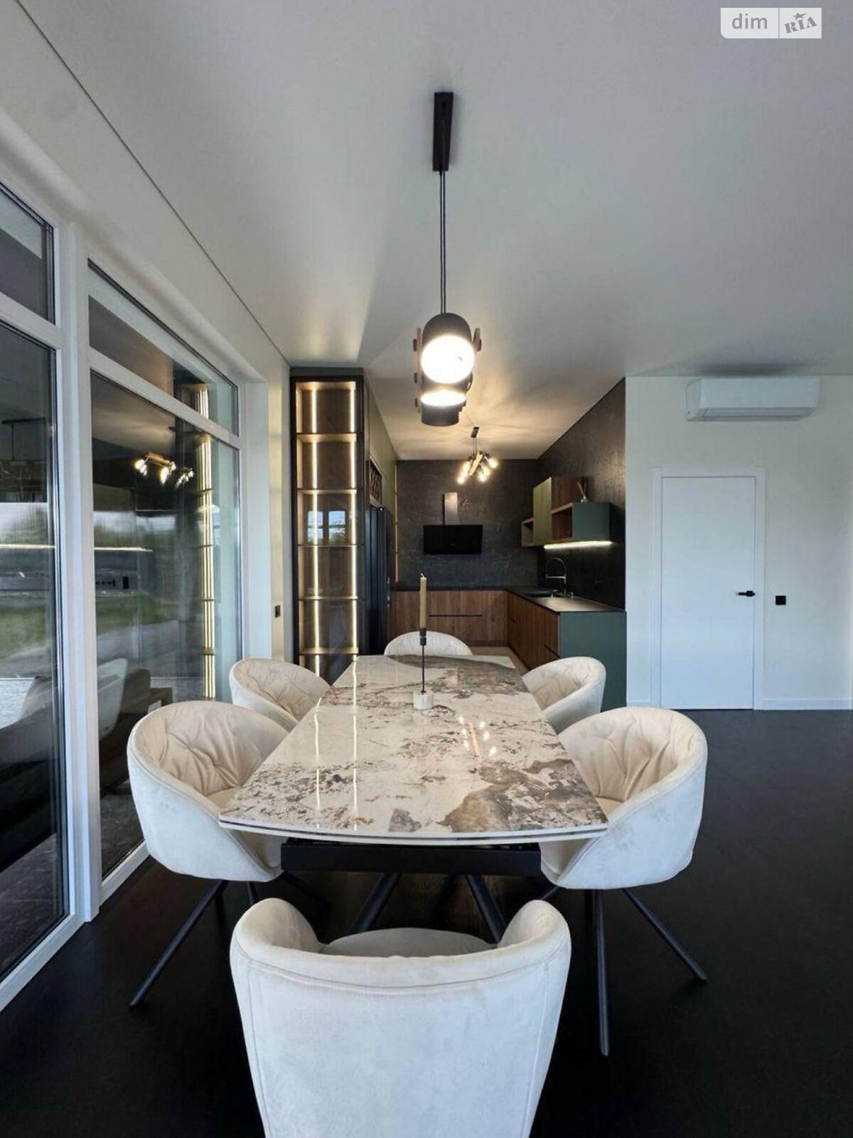 одноэтажный дом с верандой, 145 кв. м, кирпич. Продажа в Ужгороде район Свепомоц фото 1