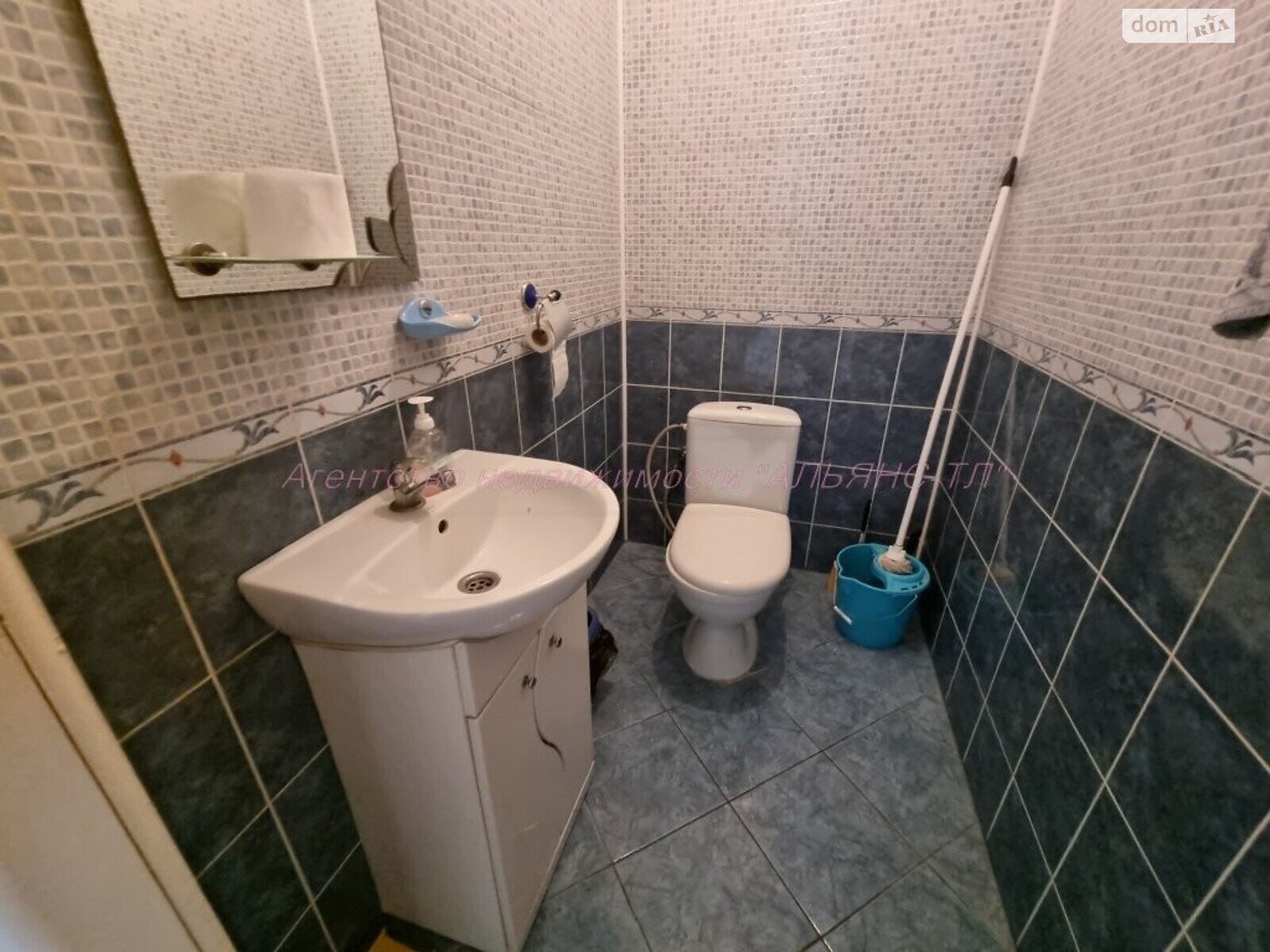 двоповерховий будинок веранда, 320 кв. м, цегла. Продаж у Сюрте фото 1