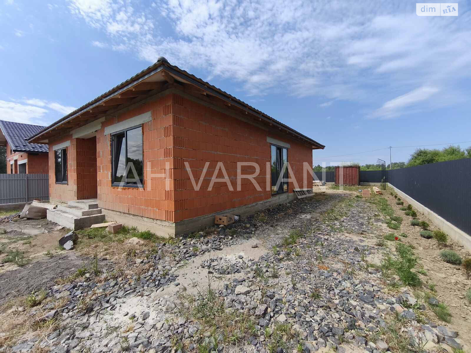 одноэтажный дом, 143 кв. м, кирпич. Продажа в Ужгороде фото 1 одноэтажный дом, 143 кв. м, кирпич. Продажа в Ужгороде фото 1