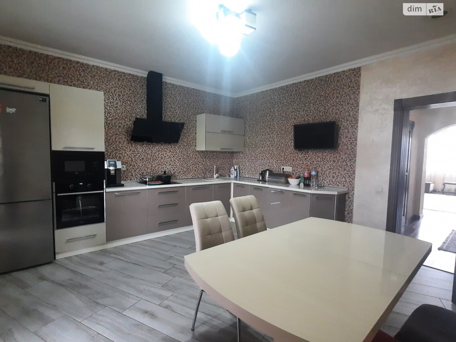 одноэтажный дом с верандой, 152.3 кв. м, кирпич. Продажа в Ужгороде район Табла - 2 фото 1 одноэтажный дом с верандой, 152.3 кв. м, кирпич. Продажа в Ужгороде район Табла - 2 фото 1