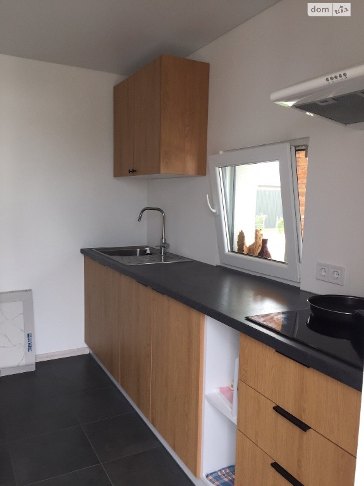 одноповерховий будинок з верандою, 150 кв. м, піноблок. Продаж в Ужгороді, район Табла - 2 фото 1