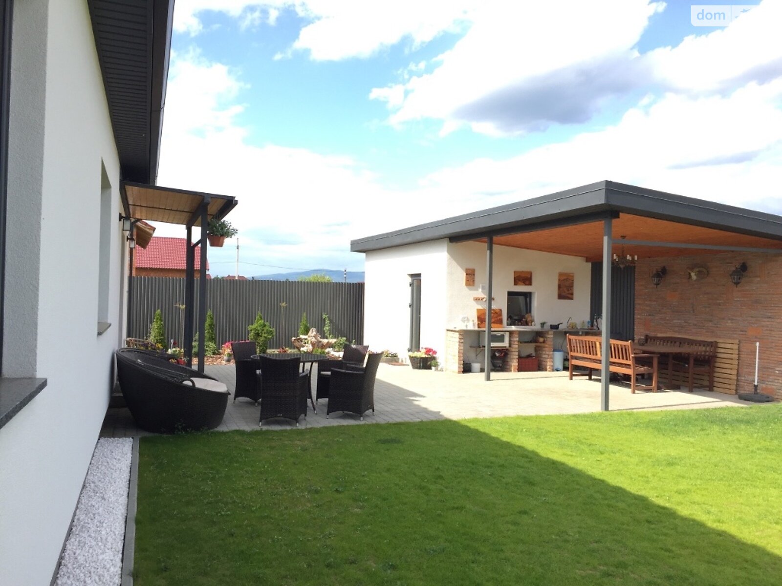 одноповерховий будинок з верандою, 150 кв. м, піноблок. Продаж в Ужгороді, район Табла - 2 фото 1