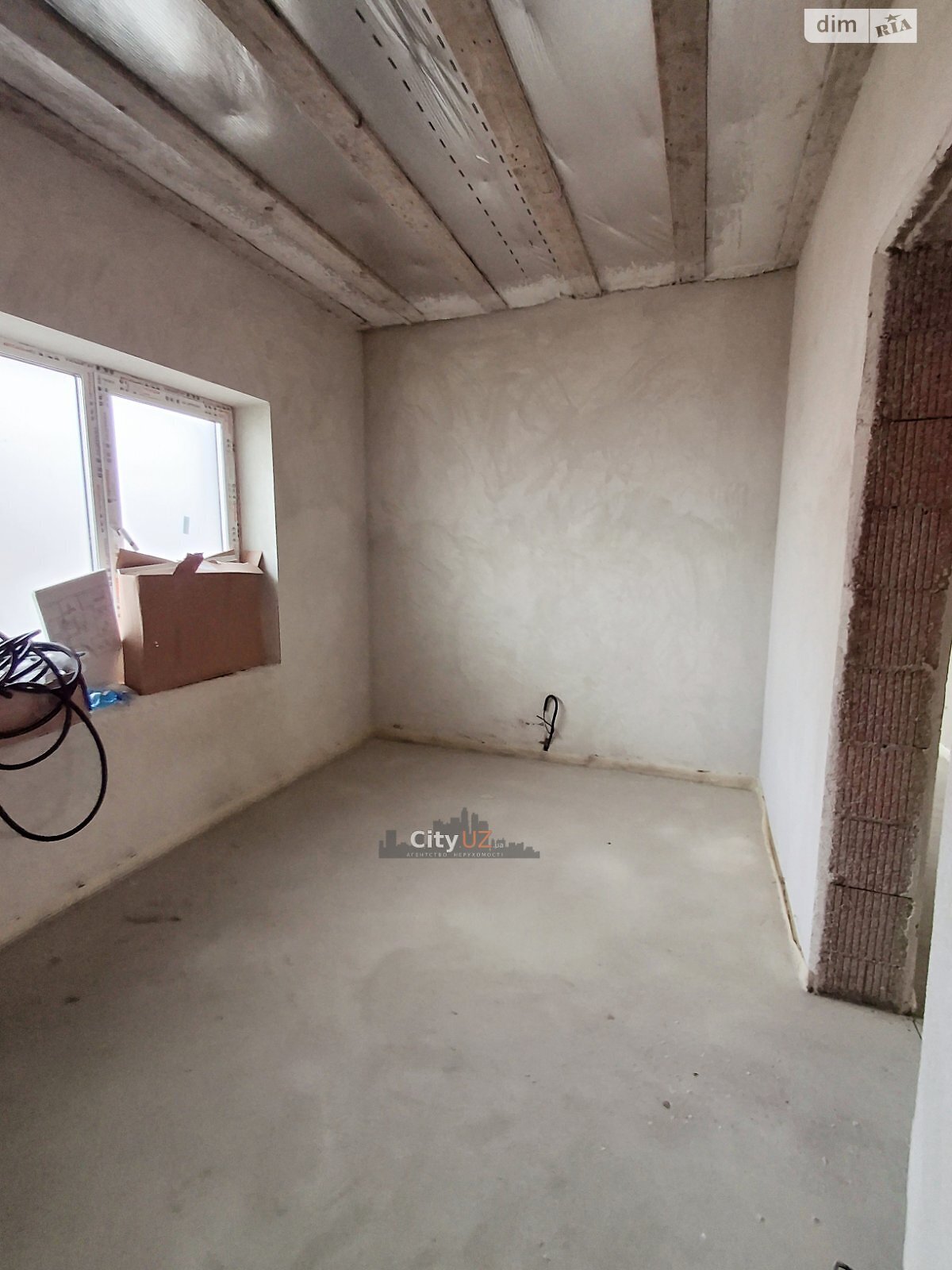 одноэтажный дом, 200 кв. м, кирпич. Продажа в Ужгороде район Табла-1 фото 1