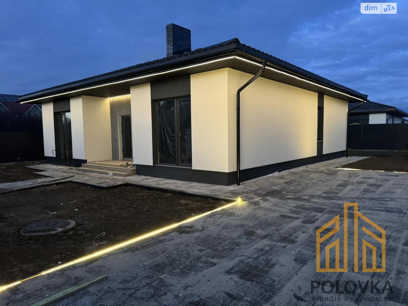 одноэтажный дом с отоплением, 126 кв. м, кирпич. Продажа в Ужгороде район Табла-1 фото 1 одноэтажный дом с отоплением, 126 кв. м, кирпич. Продажа в Ужгороде район Табла-1 фото 1