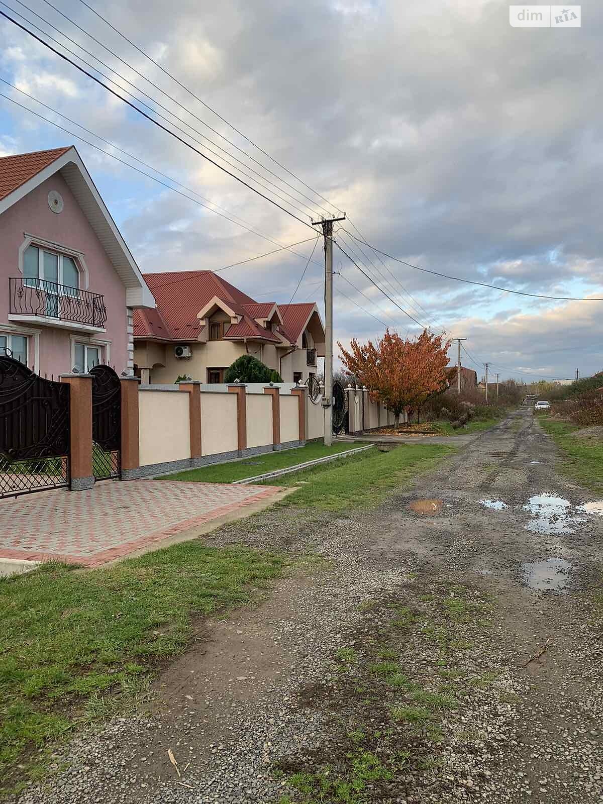 двухэтажный дом, 254 кв. м, кирпич. Продажа в Ужгороде район Табла-1 фото 1