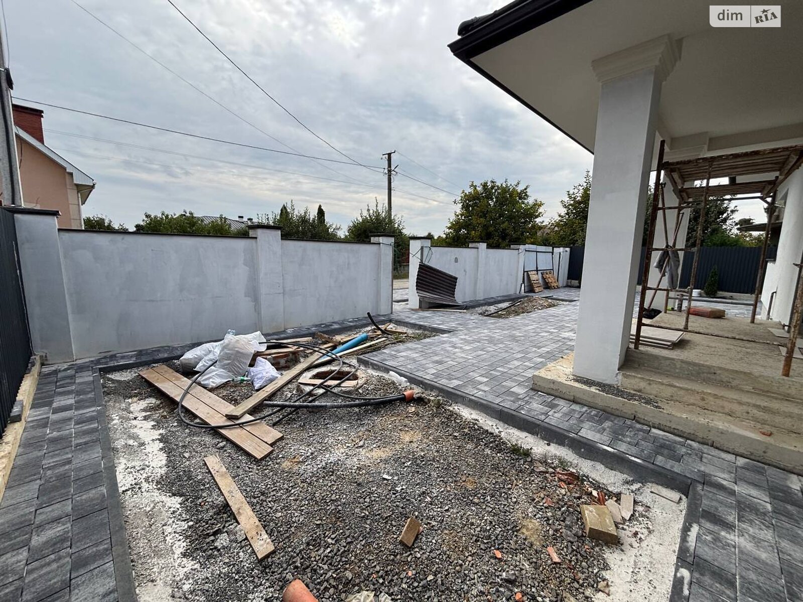 одноповерховий будинок, 145 кв. м, цегла. Продаж в Ужгороді, район Табла-1 фото 1