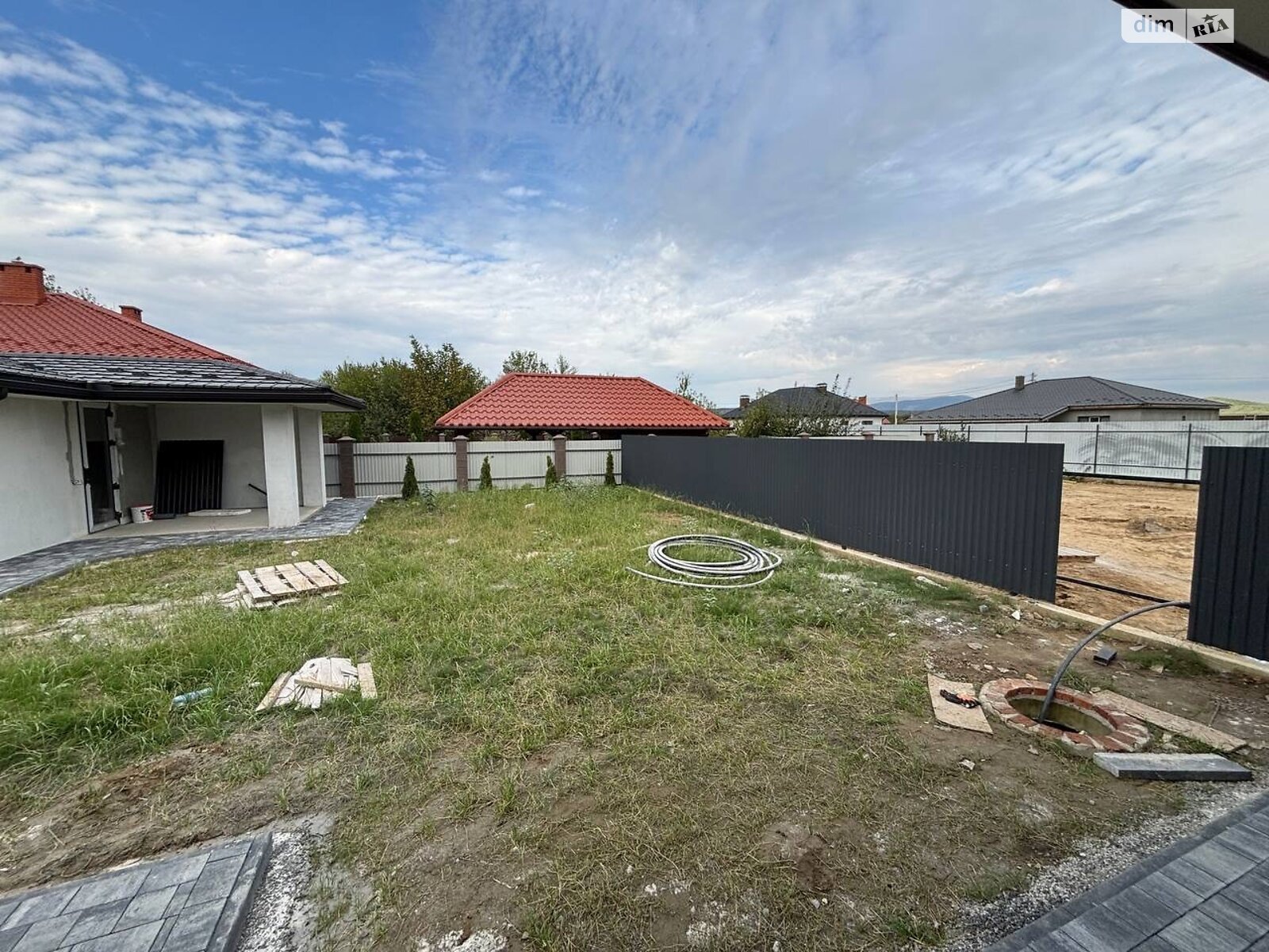 одноповерховий будинок, 145 кв. м, цегла. Продаж в Ужгороді, район Табла-1 фото 1