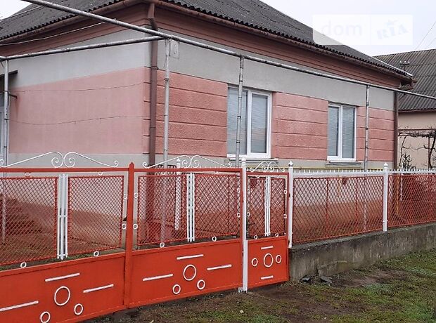 одноэтажный дом с садом, 80 кв. м, кирпич. Продажа в Тарновцах (Закарпатская обл.) фото 1 одноэтажный дом с садом, 80 кв. м, кирпич. Продажа в Тарновцах (Закарпатская обл.) фото 1