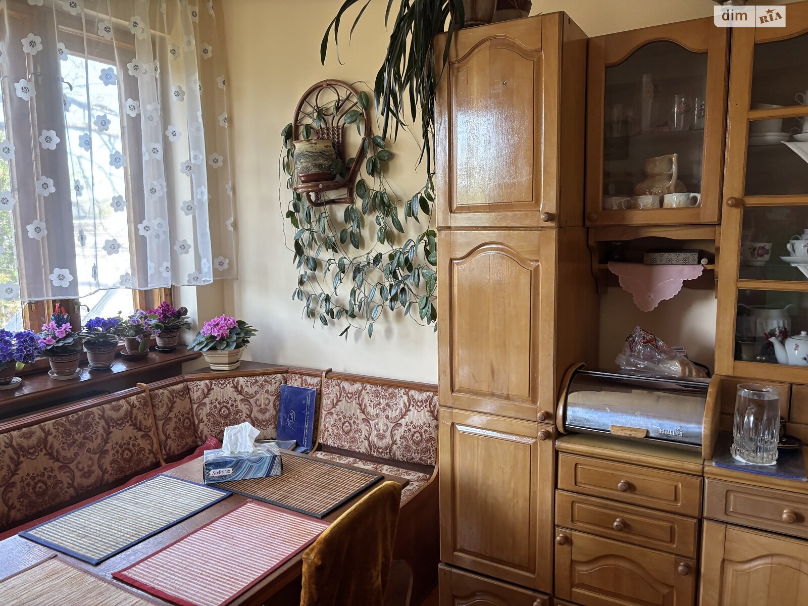 двухэтажный дом с гаражом, 296.5 кв. м, кирпич. Продажа в Ужгороде фото 1 двухэтажный дом с гаражом, 296.5 кв. м, кирпич. Продажа в Ужгороде фото 1