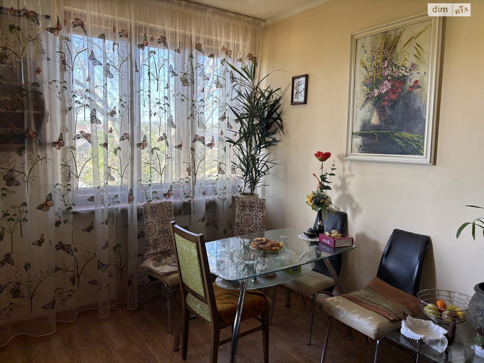 двухэтажный дом с гаражом, 296.5 кв. м, кирпич. Продажа в Ужгороде фото 1 двухэтажный дом с гаражом, 296.5 кв. м, кирпич. Продажа в Ужгороде фото 1