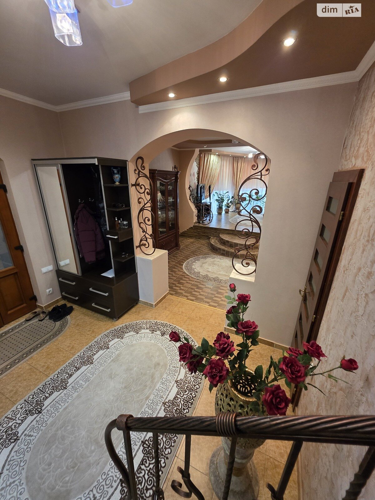 двухэтажный дом беседка, 167 кв. м, кирпич. Продажа в Ужгороде район Центр фото 1 двухэтажный дом беседка, 167 кв. м, кирпич. Продажа в Ужгороде район Центр фото 1