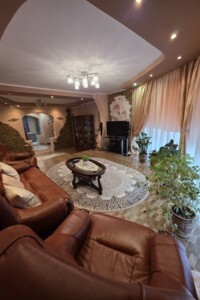 двухэтажный дом беседка, 167 кв. м, кирпич. Продажа в Ужгороде район Центр фото 2