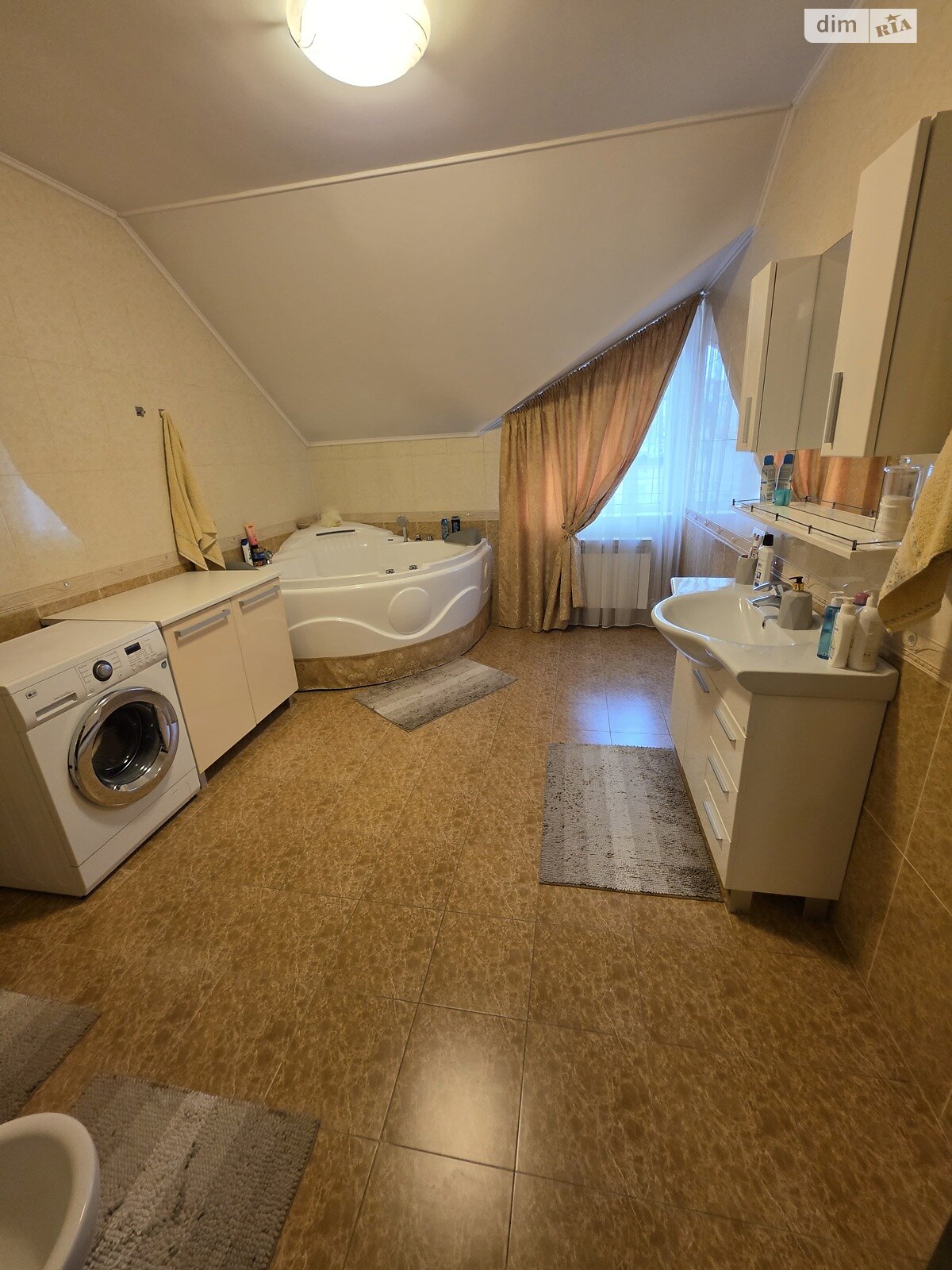 двухэтажный дом беседка, 167 кв. м, кирпич. Продажа в Ужгороде район Центр фото 1 двухэтажный дом беседка, 167 кв. м, кирпич. Продажа в Ужгороде район Центр фото 1