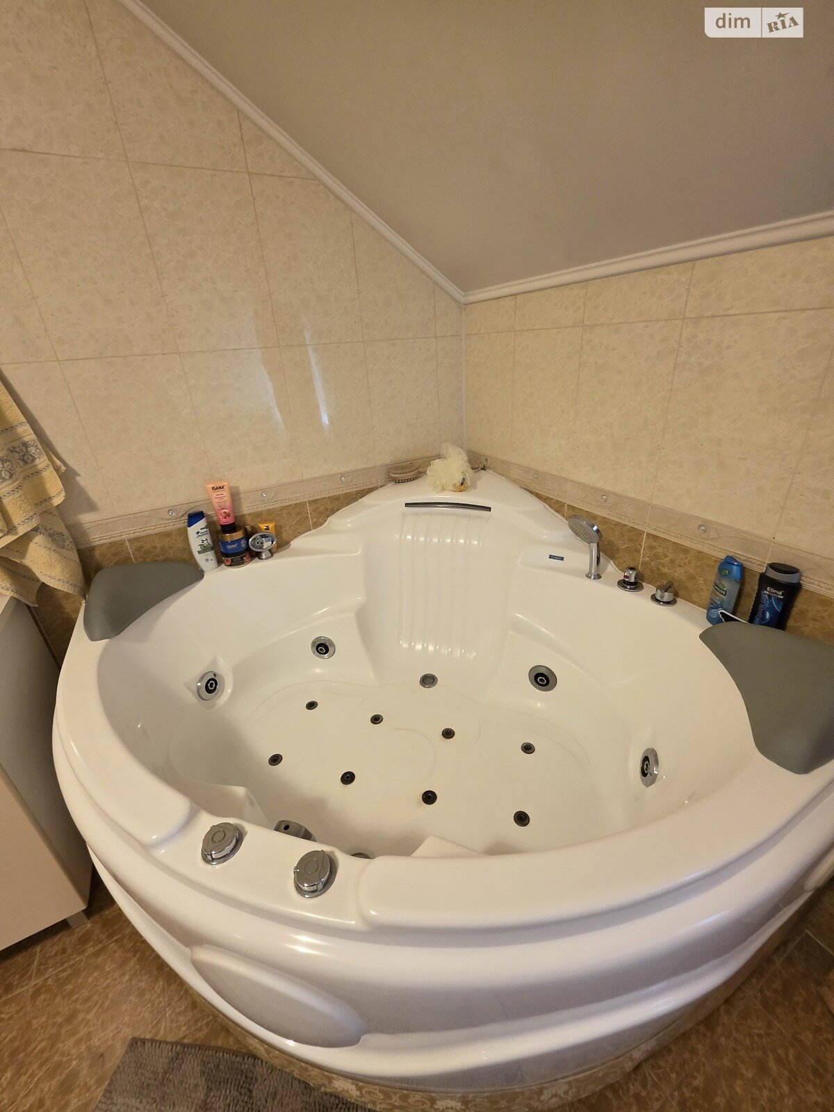 двухэтажный дом с верандой, 167 кв. м, кирпич. Продажа в Ужгороде район Центр фото 1 двухэтажный дом с верандой, 167 кв. м, кирпич. Продажа в Ужгороде район Центр фото 1