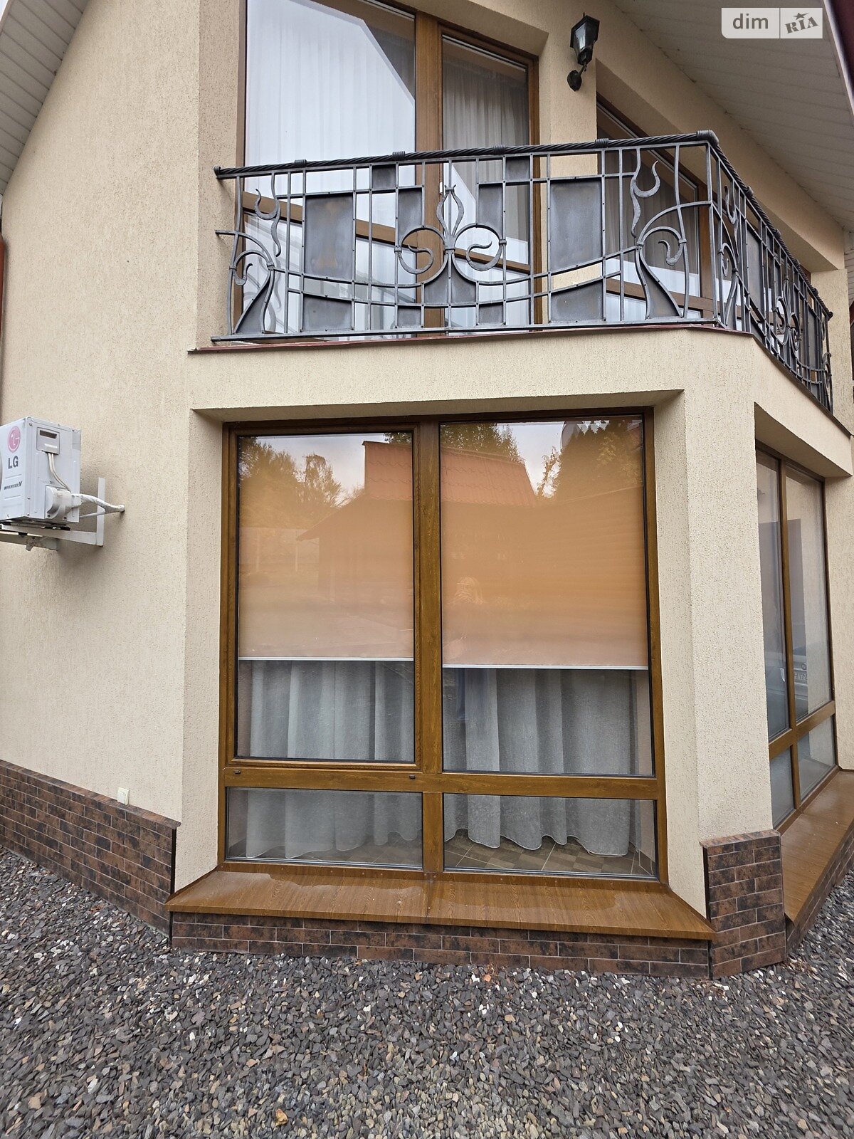 двухэтажный дом с верандой, 167 кв. м, кирпич. Продажа в Ужгороде район Центр фото 1 двухэтажный дом с верандой, 167 кв. м, кирпич. Продажа в Ужгороде район Центр фото 1