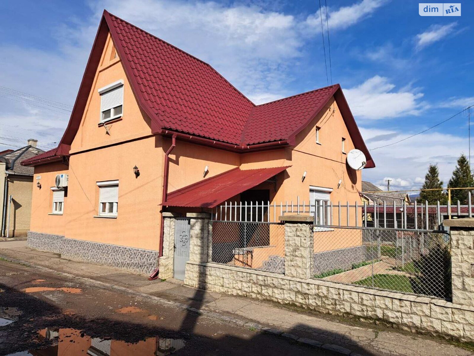 одноэтажный дом, 160 кв. м, цегла. Продажа в Ужгороде район Центр фото 1 одноэтажный дом, 160 кв. м, цегла. Продажа в Ужгороде район Центр фото 1