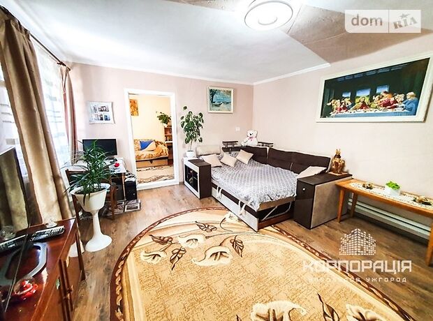 одноэтажный дом с отоплением, 65 кв. м, кирпич. Продажа в Ужгороде район Центр фото 1 одноэтажный дом с отоплением, 65 кв. м, кирпич. Продажа в Ужгороде район Центр фото 1