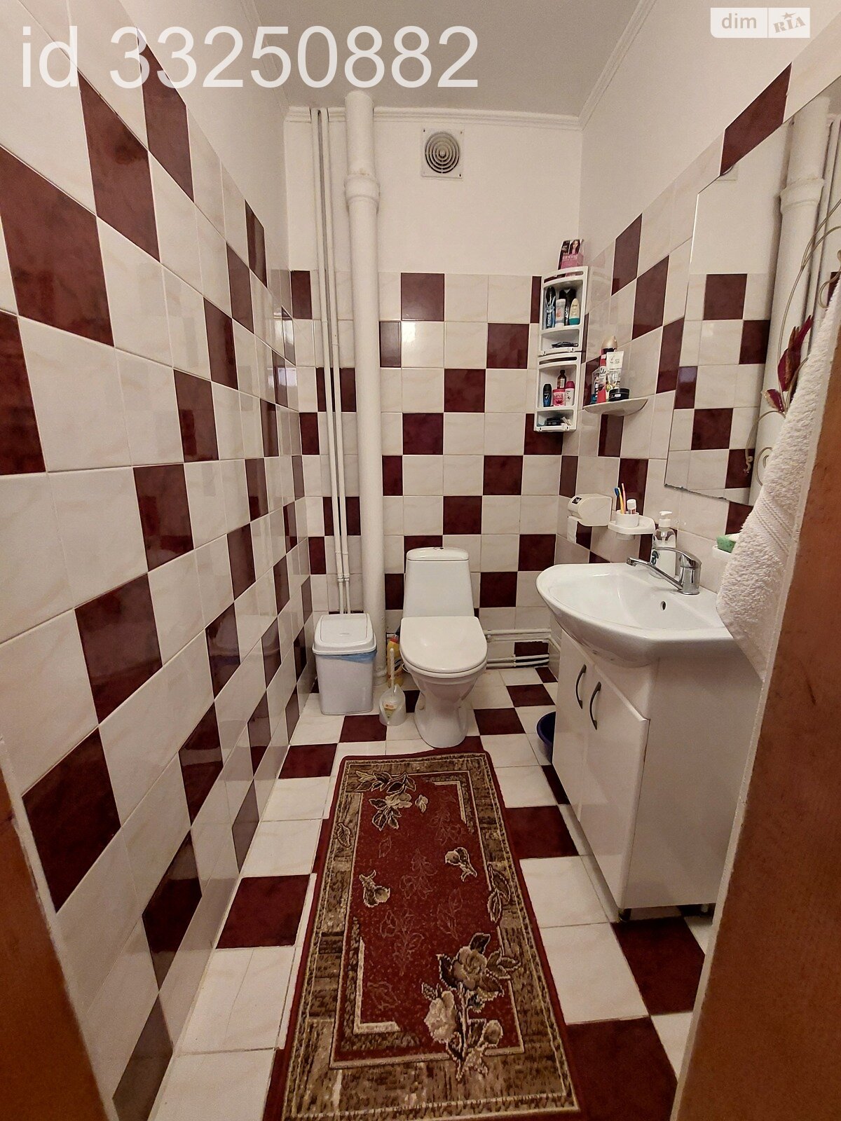 триповерховий будинок, 300 кв. м, цегла. Продаж в Ужгороді, район Центр фото 1 триповерховий будинок, 300 кв. м, цегла. Продаж в Ужгороді, район Центр фото 1