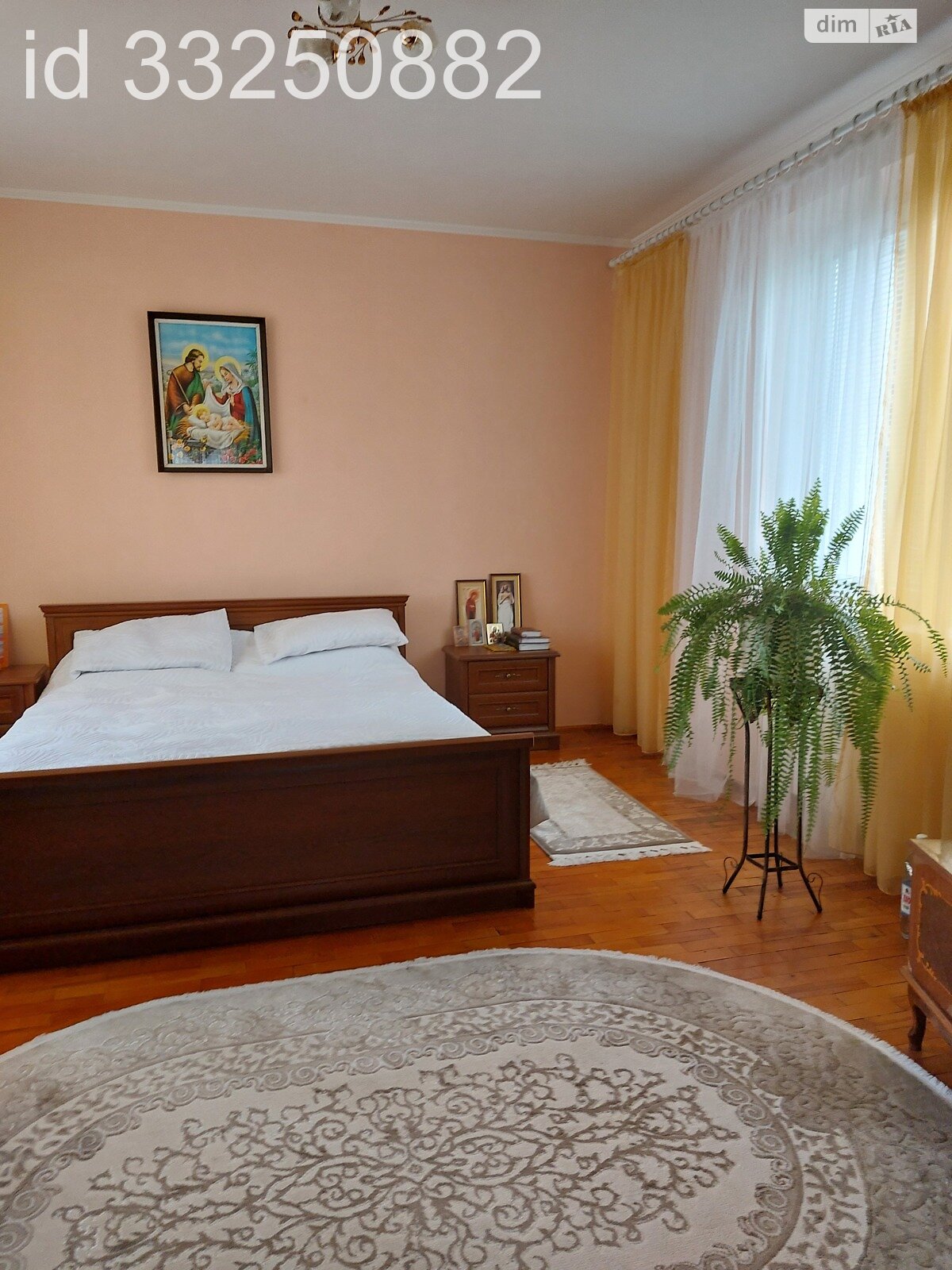 триповерховий будинок, 300 кв. м, цегла. Продаж в Ужгороді, район Центр фото 1 триповерховий будинок, 300 кв. м, цегла. Продаж в Ужгороді, район Центр фото 1