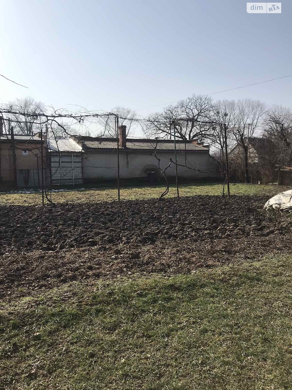 одноэтажный дом с верандой, 80.5 кв. м, кирпич саманный. Продажа в Ужгороде район Центр фото 1