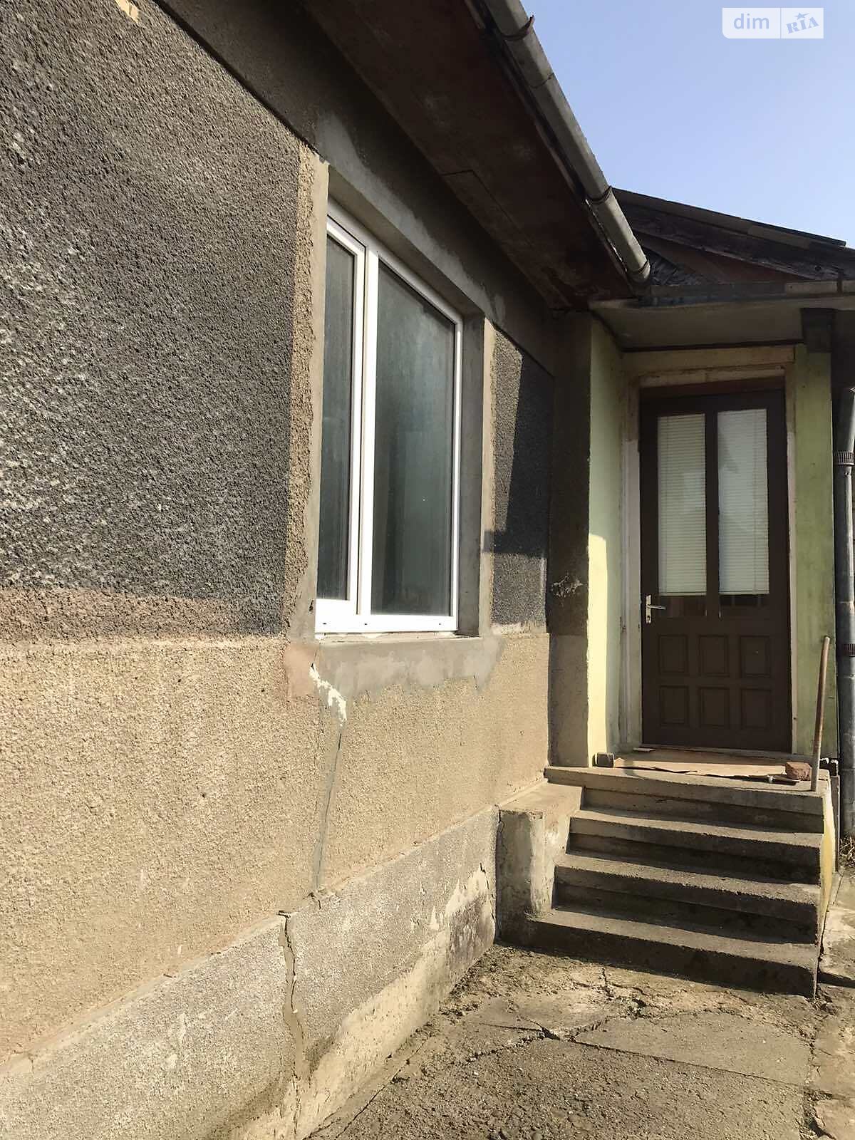 одноэтажный дом с верандой, 80.5 кв. м, кирпич саманный. Продажа в Ужгороде район Центр фото 1