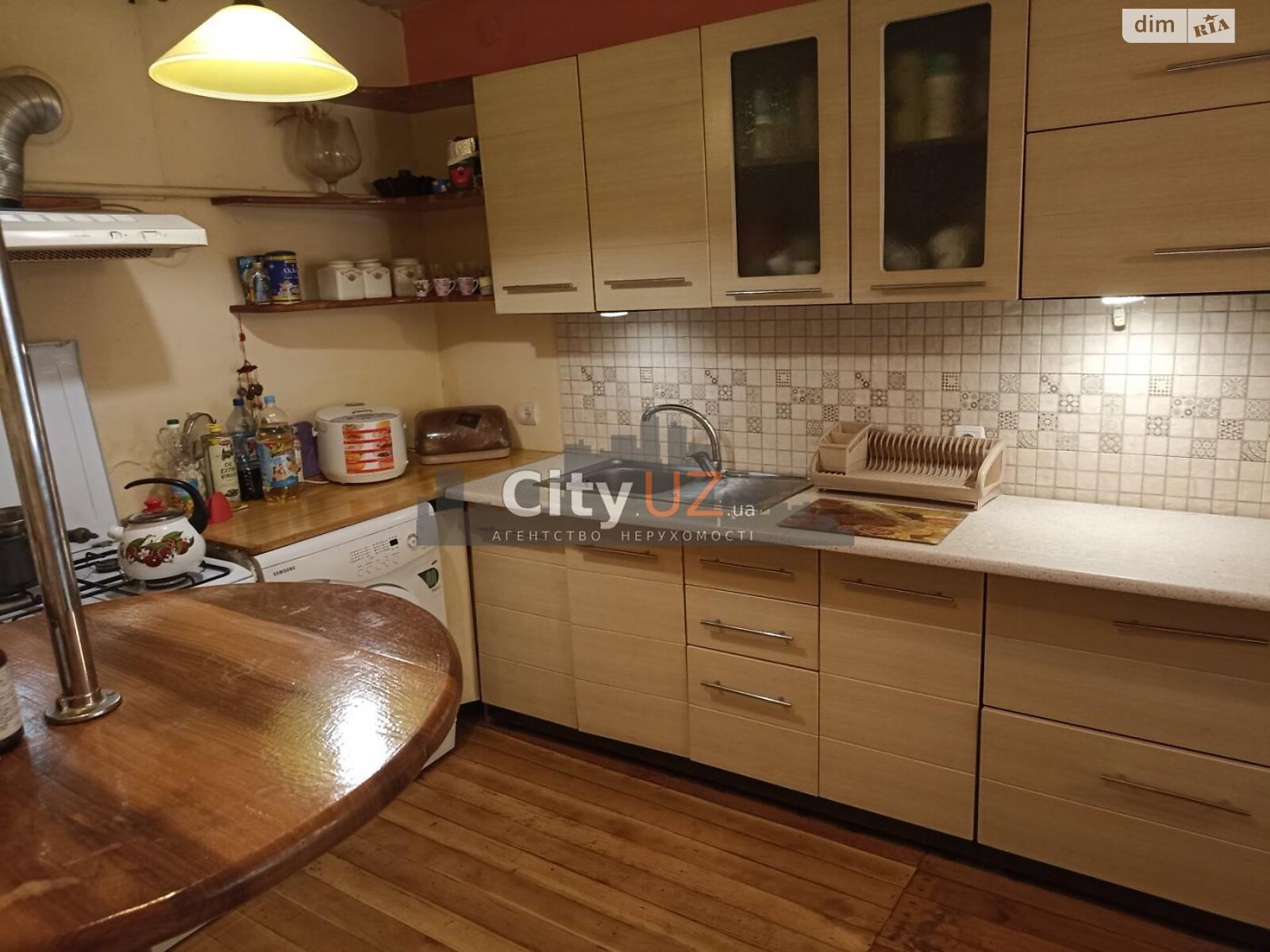 двухэтажный дом с гаражом, 217 кв. м, кирпич. Продажа в Ужгороде район Центр фото 1 двухэтажный дом с гаражом, 217 кв. м, кирпич. Продажа в Ужгороде район Центр фото 1