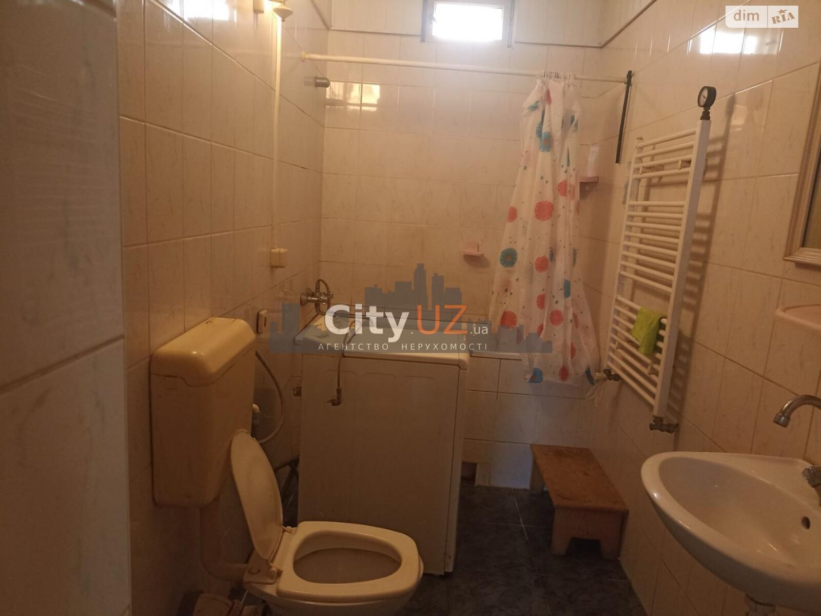 двухэтажный дом с гаражом, 217 кв. м, кирпич. Продажа в Ужгороде район Центр фото 1 двухэтажный дом с гаражом, 217 кв. м, кирпич. Продажа в Ужгороде район Центр фото 1