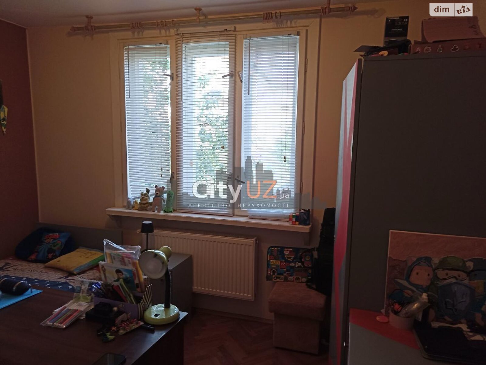 двухэтажный дом с гаражом, 217 кв. м, кирпич. Продажа в Ужгороде район Центр фото 1 двухэтажный дом с гаражом, 217 кв. м, кирпич. Продажа в Ужгороде район Центр фото 1