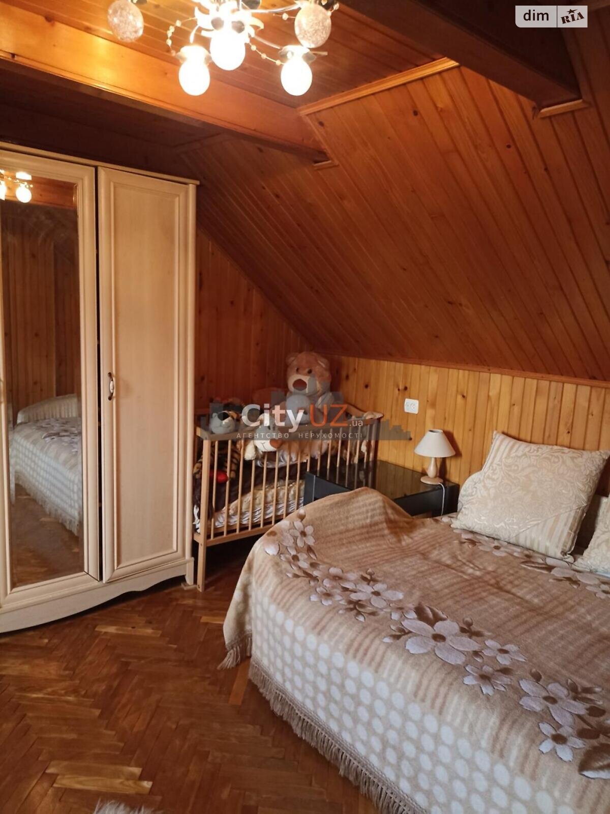 двухэтажный дом с гаражом, 217 кв. м, кирпич. Продажа в Ужгороде район Центр фото 1 двухэтажный дом с гаражом, 217 кв. м, кирпич. Продажа в Ужгороде район Центр фото 1
