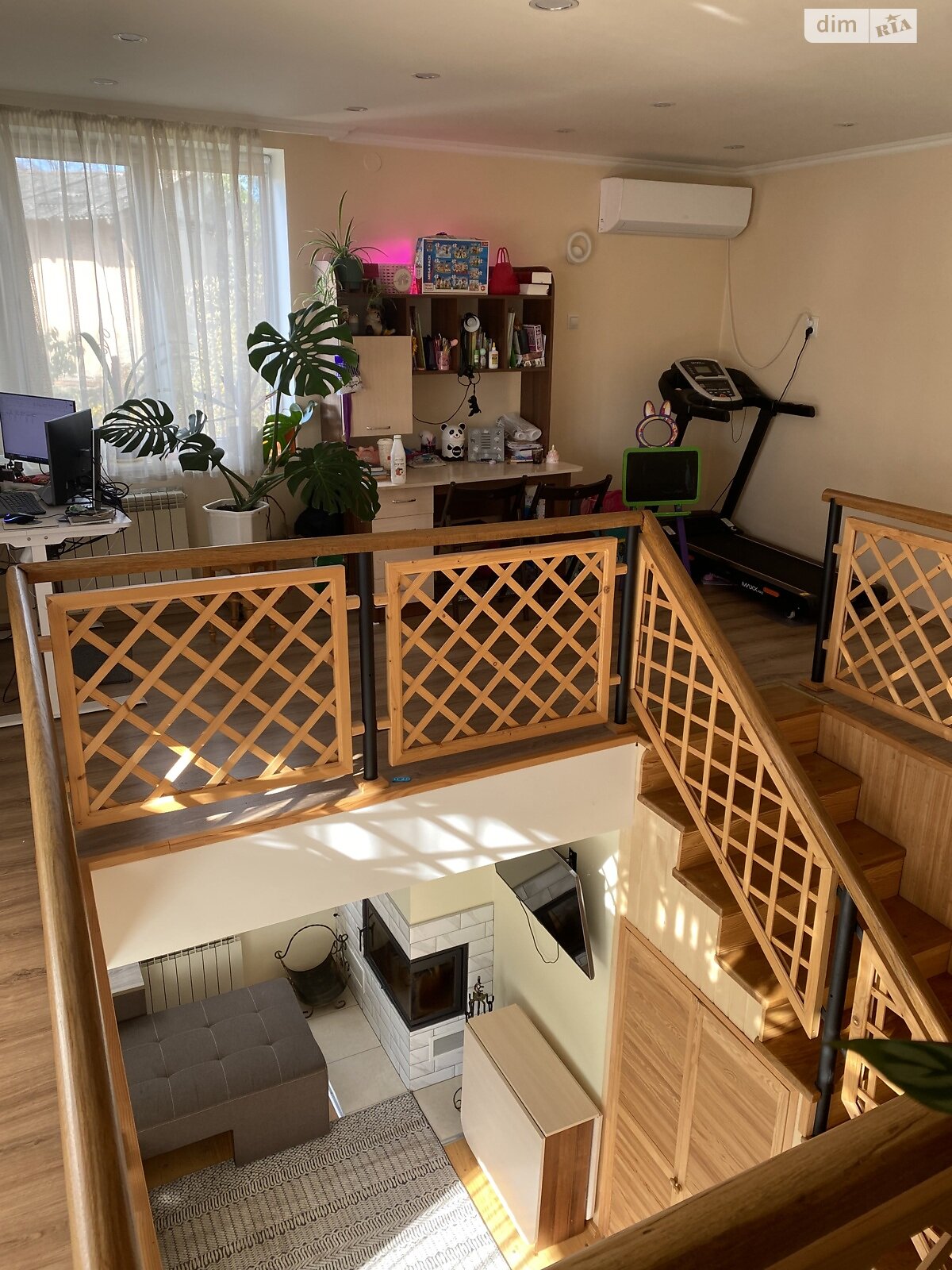 двоповерховий будинок з гаражем, 130 кв. м, цегла. Продаж в Ужгороді, район Центр фото 1