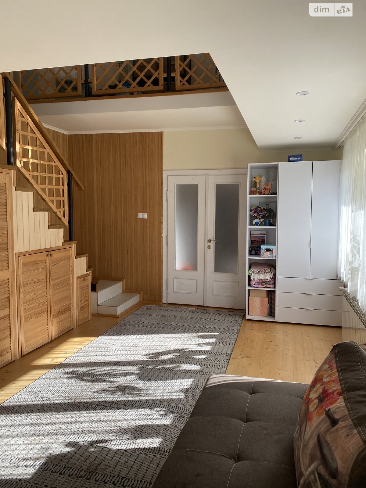 двоповерховий будинок з гаражем, 130 кв. м, цегла. Продаж в Ужгороді, район Центр фото 1